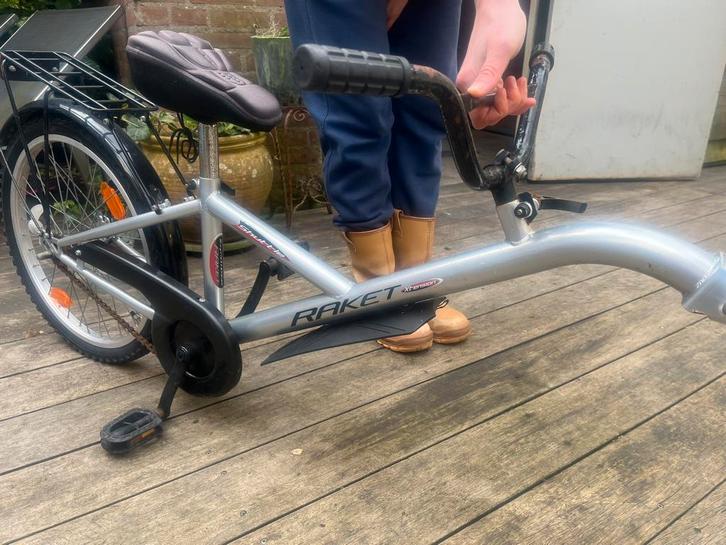 Raket aanhangfiets met bagagedrager, Fietsen en Brommers, Fietsaccessoires | Aanhangers en Karren, Gebruikt, Aanhangfiets, Ophalen