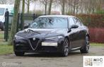 Alfa Romeo Giulia 2.0T TI | Vol | 12 mnd garantie | Inr. mog, Automaat, Achterwielaandrijving, Zwart, 1404 kg