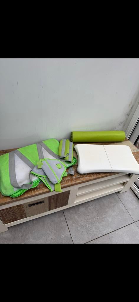 Een wii balansbord met sport accessoires, Ophalen of Verzenden, Gebruikt