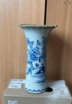 17e eeuw vaas, Ophalen of Verzenden