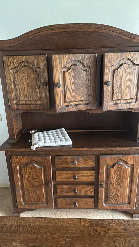 Eiken dressoir, Ophalen