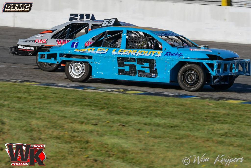 2L Saloon Stockcar raceklaar met reserve onderdelen, Ophalen, Zo goed als nieuw