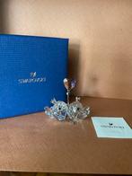 Swarovski tortelduiven met hart nieuw, Ophalen of Verzenden, Nieuw, Figuurtje