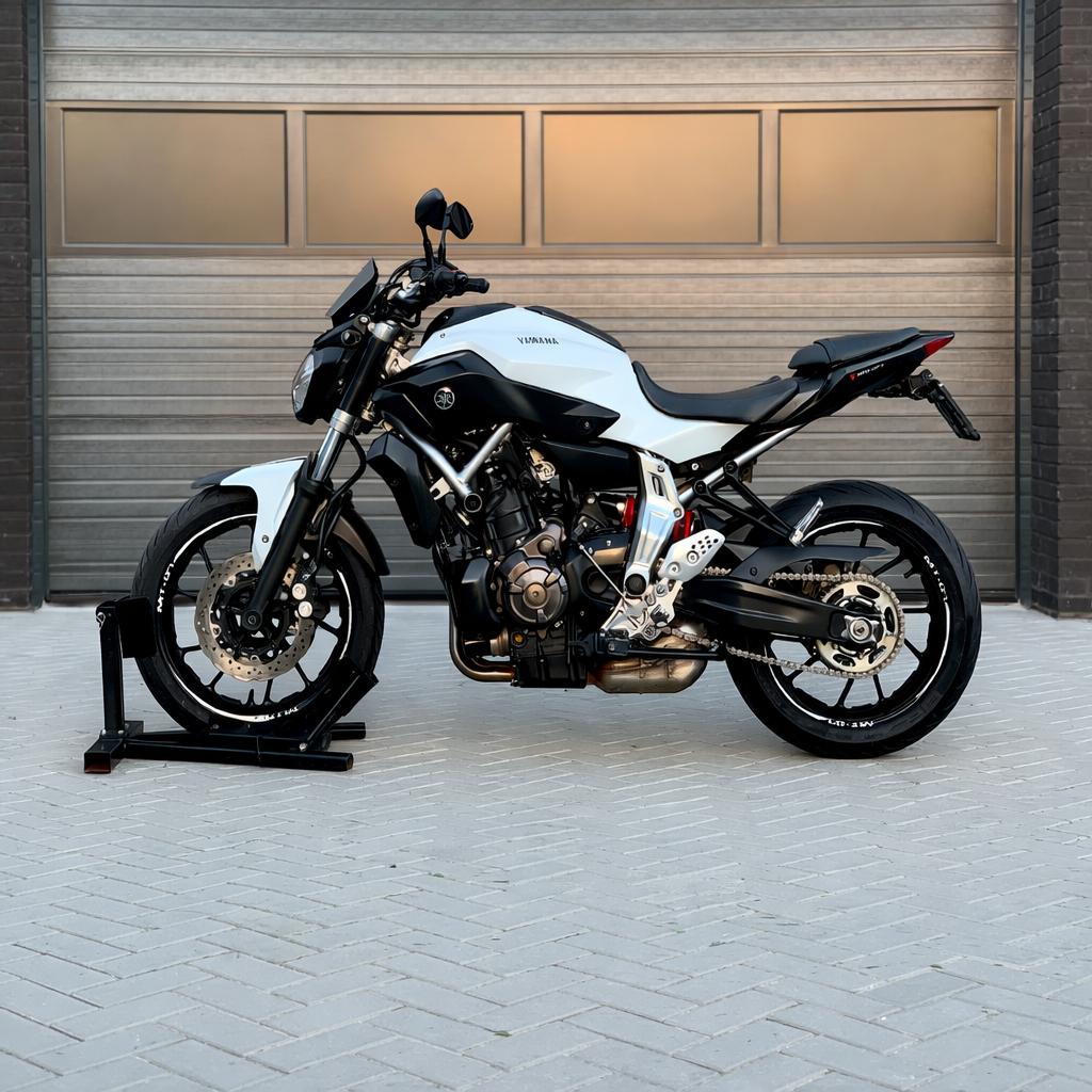 Yamaha mt 07 2014 Unieke kleur, Motoren, Motoren | Yamaha, 2 cilinders, Motorrijbewijs A, Bedrijf, Meer dan 35 kW