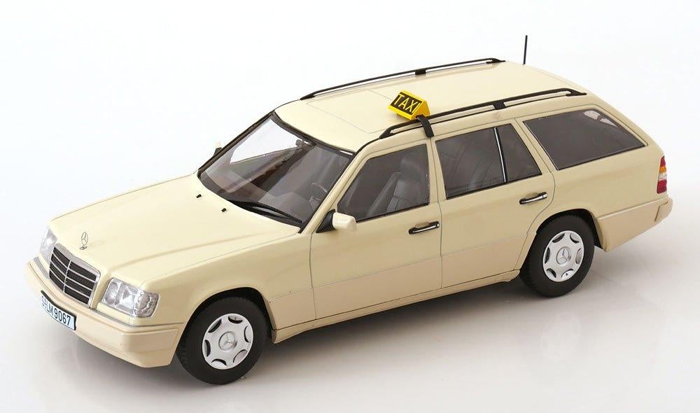 Mercedes-Benz E-Klasse (S214) T-Modell 1995 "Taxi" Beige 1-1, Hobby en Vrije tijd, Modelauto's | 1:18, Overige merken, Tschuiten@hotmail.com
