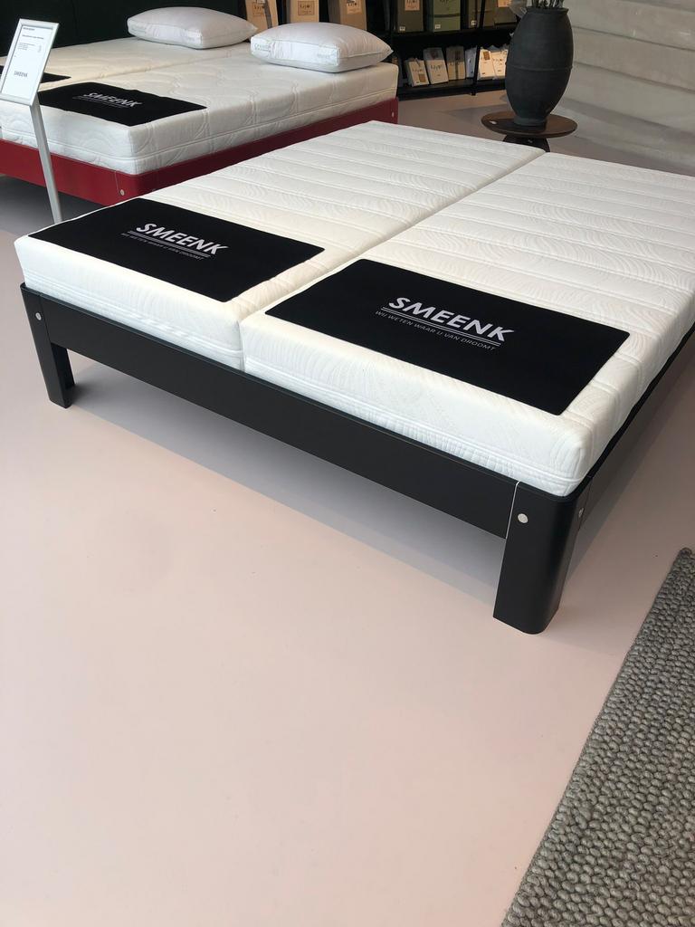 Auping Auronde 1500 180x200 Zwart + nieuwe matrassen! Koopje, Huis en Inrichting, Slaapkamer | Bedden, Ophalen of Verzenden, 180 cm