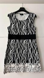 Vila Joy zwart-witte mouwloze jurk, Kleding | Dames, Jurken, Zwart, Maat 46/48 (XL) of groter, Ophalen of Verzenden, Zo goed als nieuw