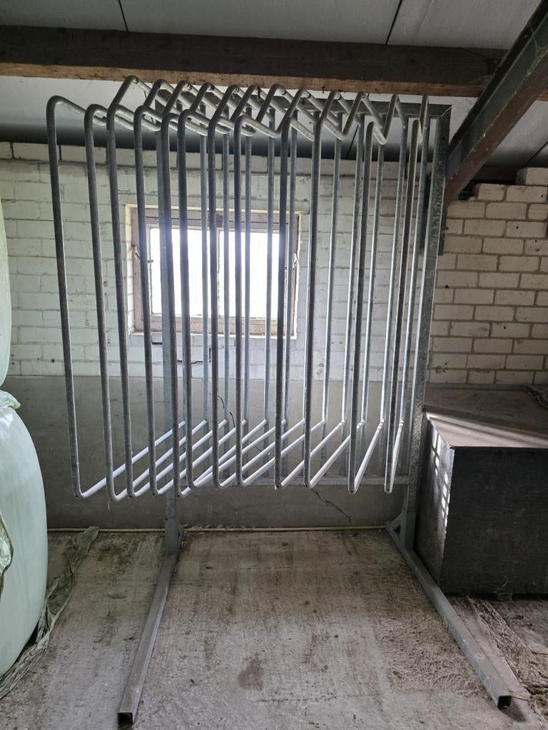 Deken rek Stable Force, deken/voerkisten (3), Dieren en Toebehoren, Paarden en Pony's | Overige Paardenspullen, Ophalen