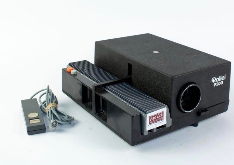 Rollei P300 Diaprojector met afstandsbediening, Ophalen of Verzenden, Gebruikt