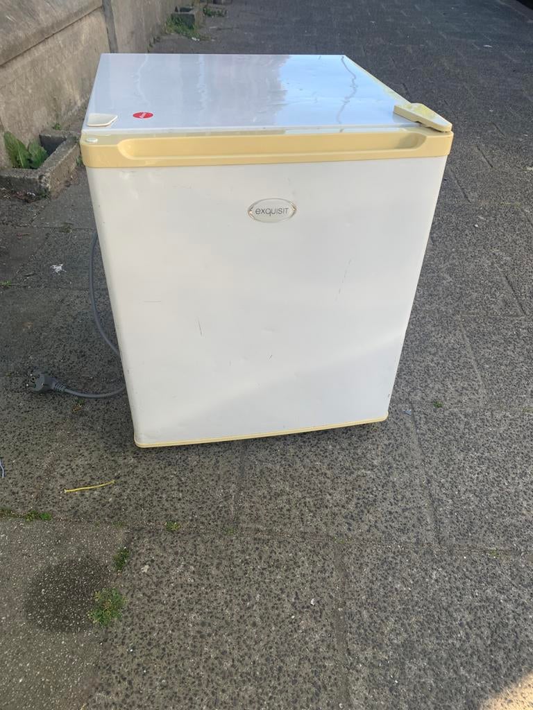 Mini koelkast, Zonder vriesvak, Minder dan 85 cm, Ophalen of Verzenden, Minder dan 75 liter