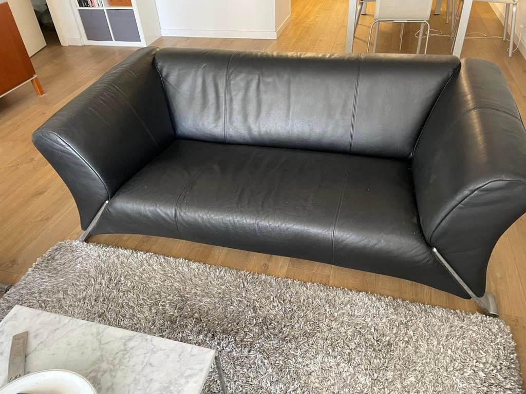 Rolf Benz lederen bank, Huis en Inrichting, Banken | Bankstellen, Ophalen, Gebruikt, Tweepersoons, Rechte bank