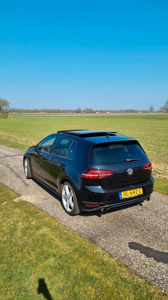 Volkswagen Golf 2.0 TSI 169KW 5D DSG 2015 Zwart, Auto's, Volkswagen, Particulier, Golf, Achteruitrijcamera, Adaptieve lichten