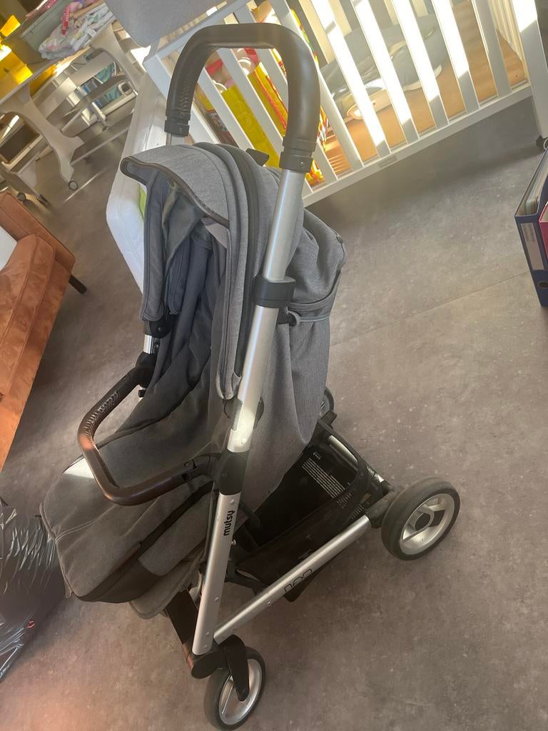 Mutsy Nexo buggy met voetenzak, Kinderen en Baby's, Buggy's, Ophalen, Gebruikt, Overige merken, Voetenzak