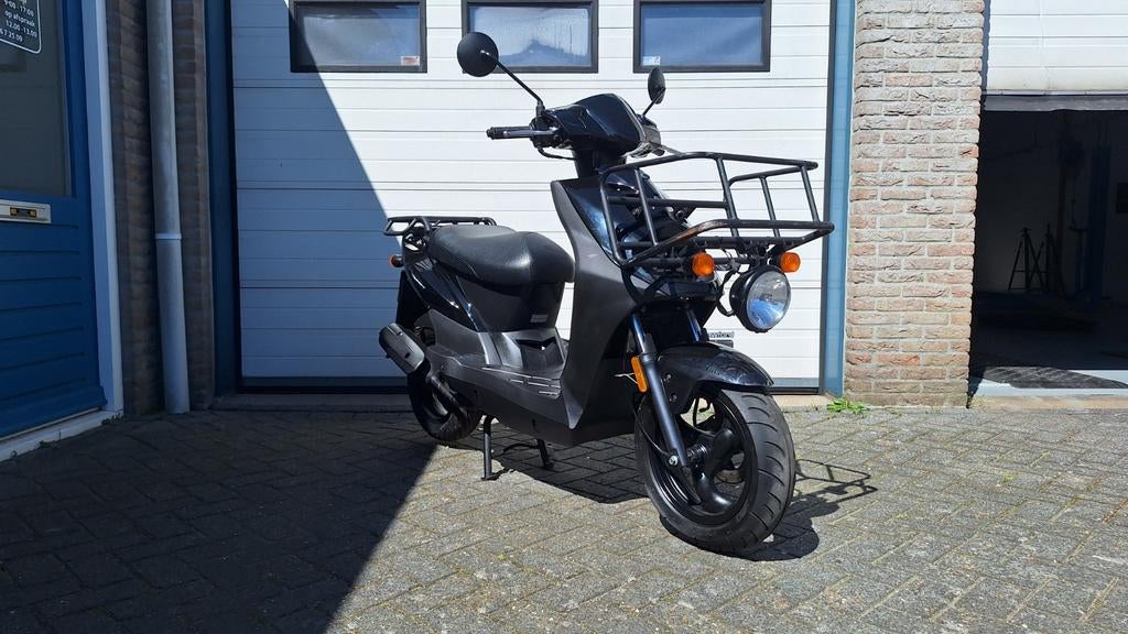 Kymco Agility carry / 2024 / lage km / bezorgscooter, ., Maximaal 45 km/u, Ophalen of Verzenden, Zo goed als nieuw