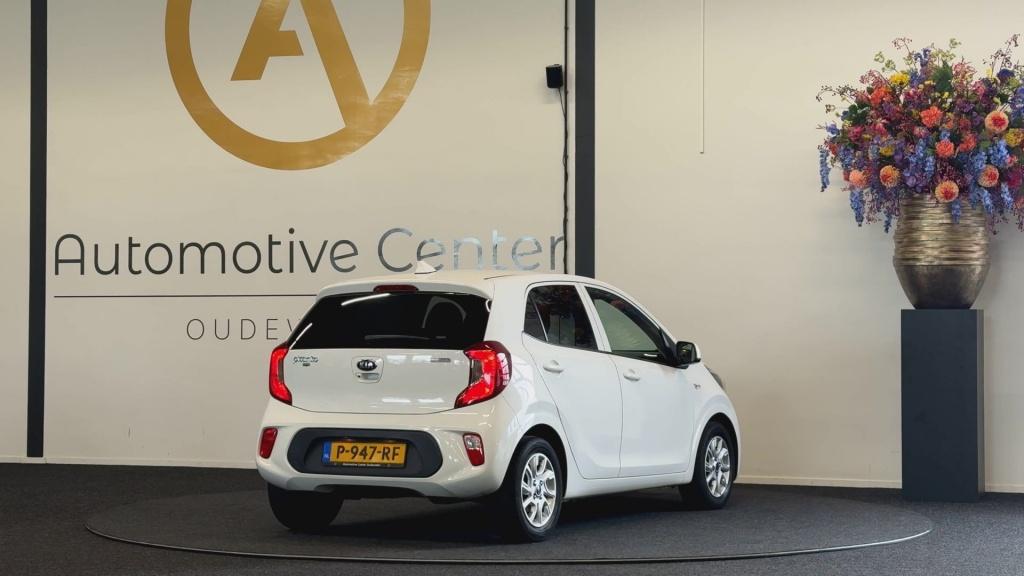 Kia Picanto 1.2 CVVT X-Line | CAMERA | STOEL/STUURVERWARMING, Stof, Gebruikt, Euro 6, 4 cilinders