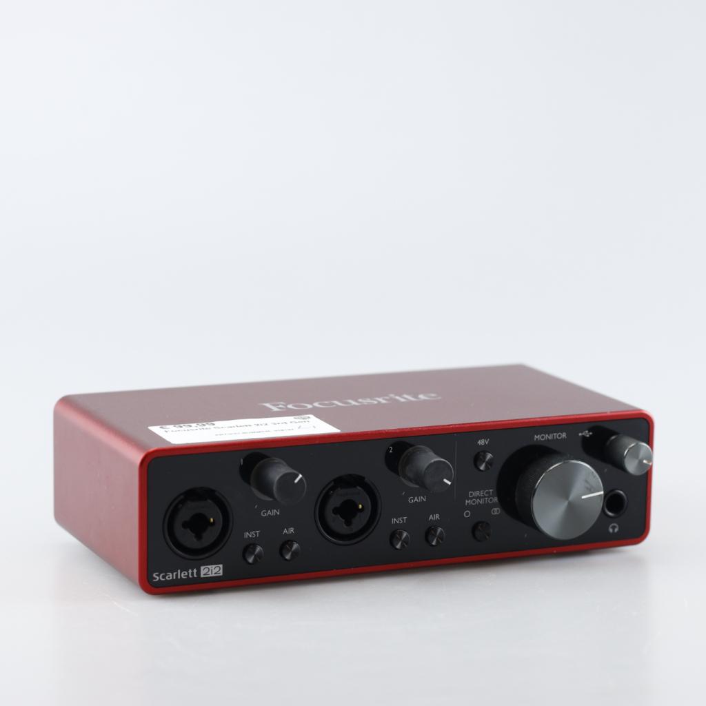 Focusrite Scarlett 2i2 3rd Gen, Focusrite, Zo goed als nieuw, https://support.focusrite.com/hc/nl/requests/new, Windsor House, Turnpike Road, High Wycombe HP12 3FX, Verenigd Koninkrijk