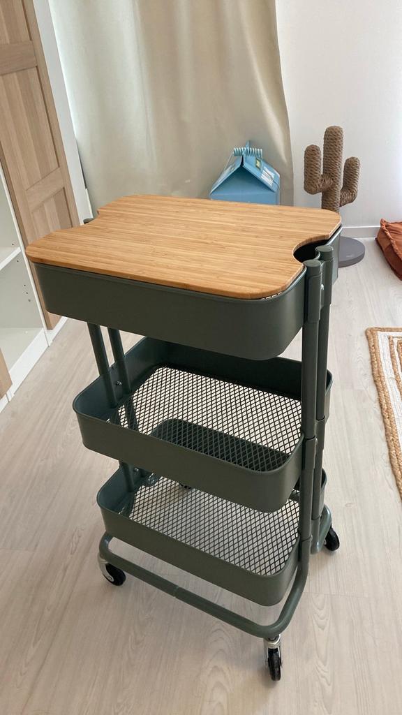 IKEA RÅSKOG Roltafel / Serveerwagen - Grijsgroen, Huis en Inrichting, Ophalen, Zo goed als nieuw