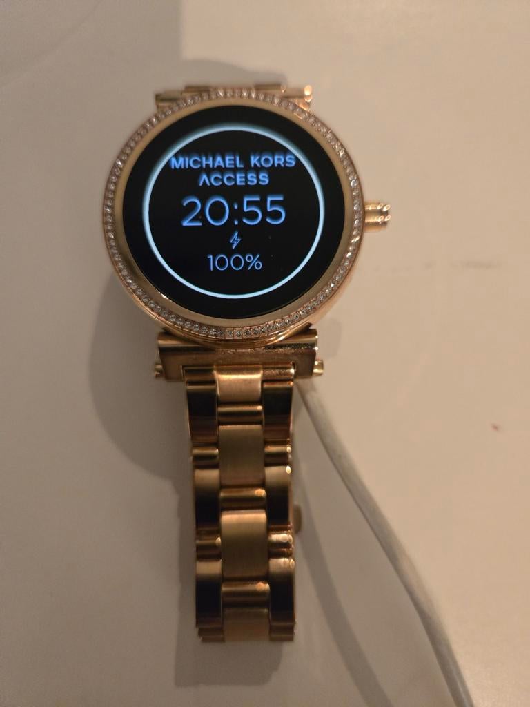 Michael Kors Smartwatch Sofie Rosé Goud, Sieraden, Tassen en Uiterlijk, Smartwatches, Ophalen, Michael Kors, Zo goed als nieuw