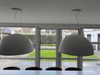 Prachtige set luxe design hanglampen Skive wit staal, Huis en Inrichting, Lampen | Hanglampen, Ophalen, Zo goed als nieuw, Metaal