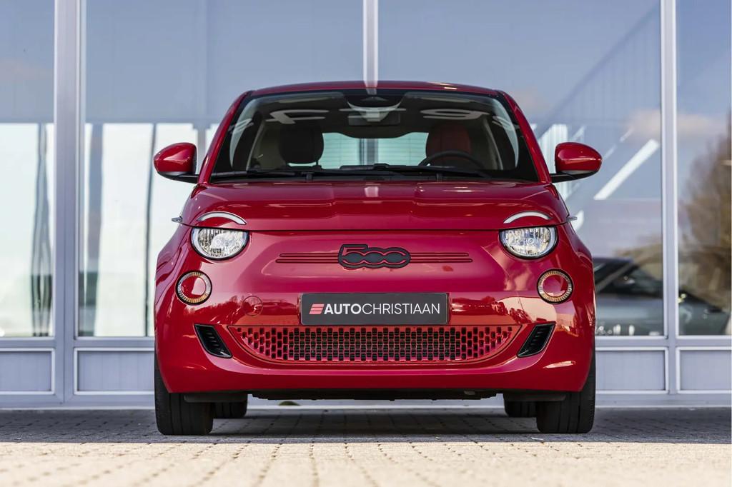 Fiat 500 RED 24 kWh € 15.850,00, Auto's, Fiat, Stof, Gebruikt, 95 pk, 4 stoelen