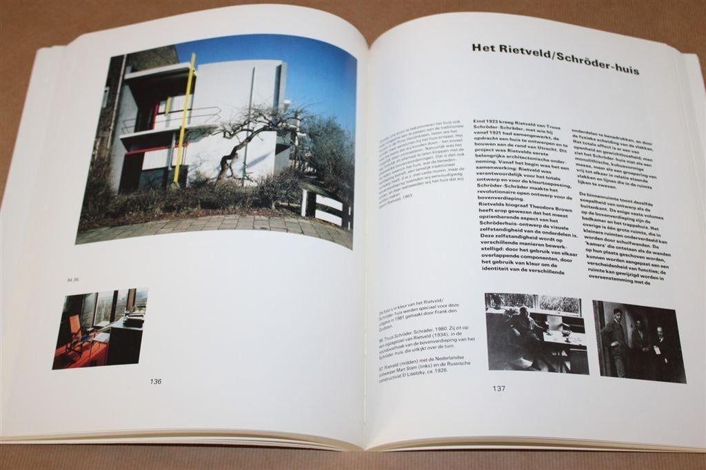 De Stijl 1917-1931. Stedelijk Museum Amsterdam., Ophalen of Verzenden, Gelezen