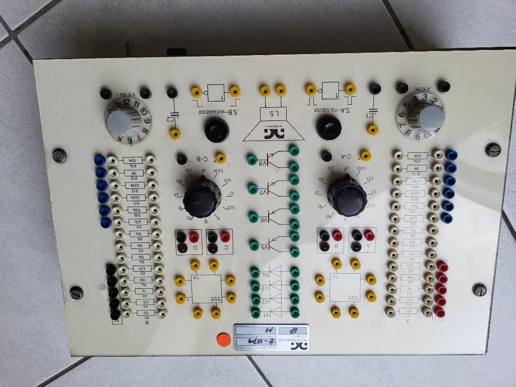 Electronica lesmateriaal, Ophalen, Zo goed als nieuw, Meerdere media, Overige typen