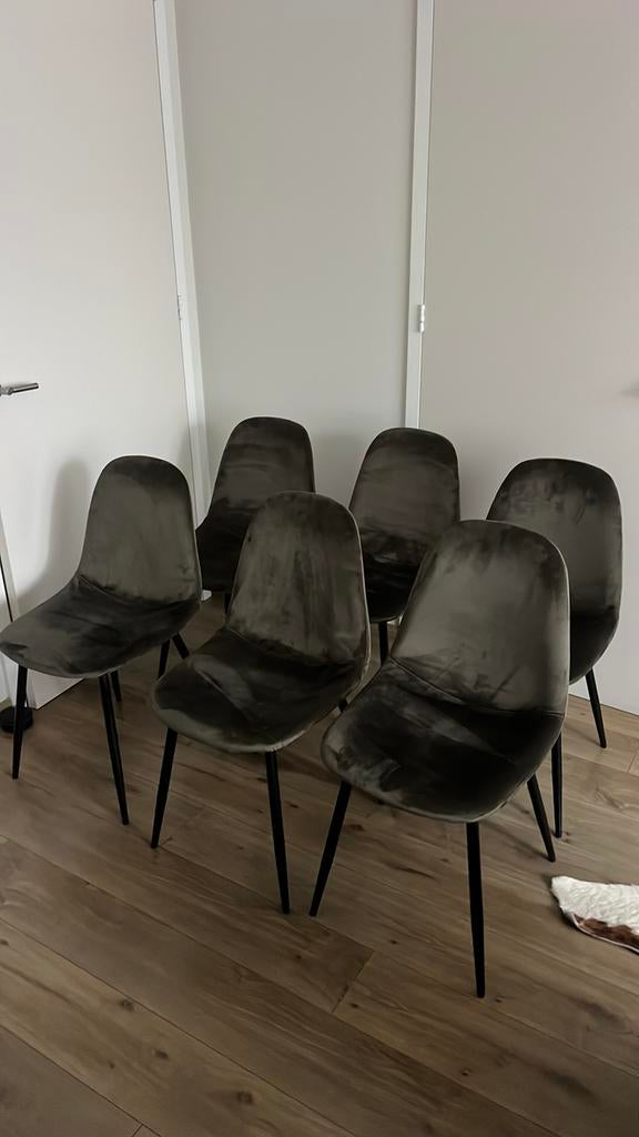 6 fluwele groene eettafel stoelen, Ophalen, Overige kleuren, Zo goed als nieuw, Stof
