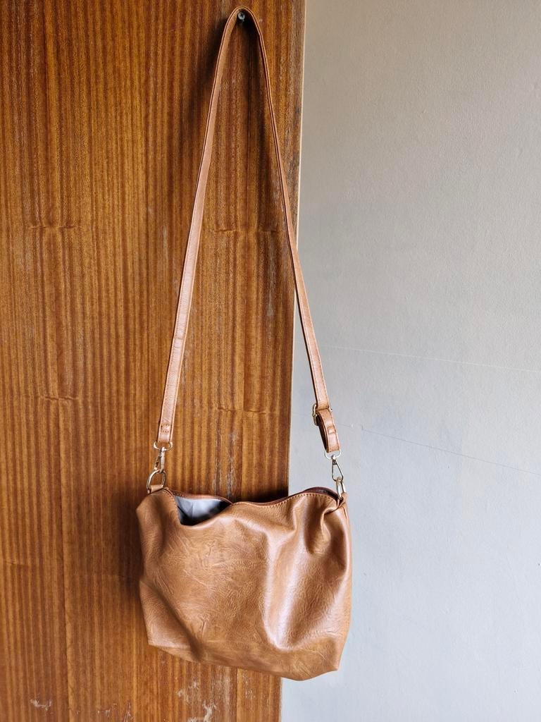 Camel schoudertas, Ophalen of Verzenden, Zo goed als nieuw, Bruin