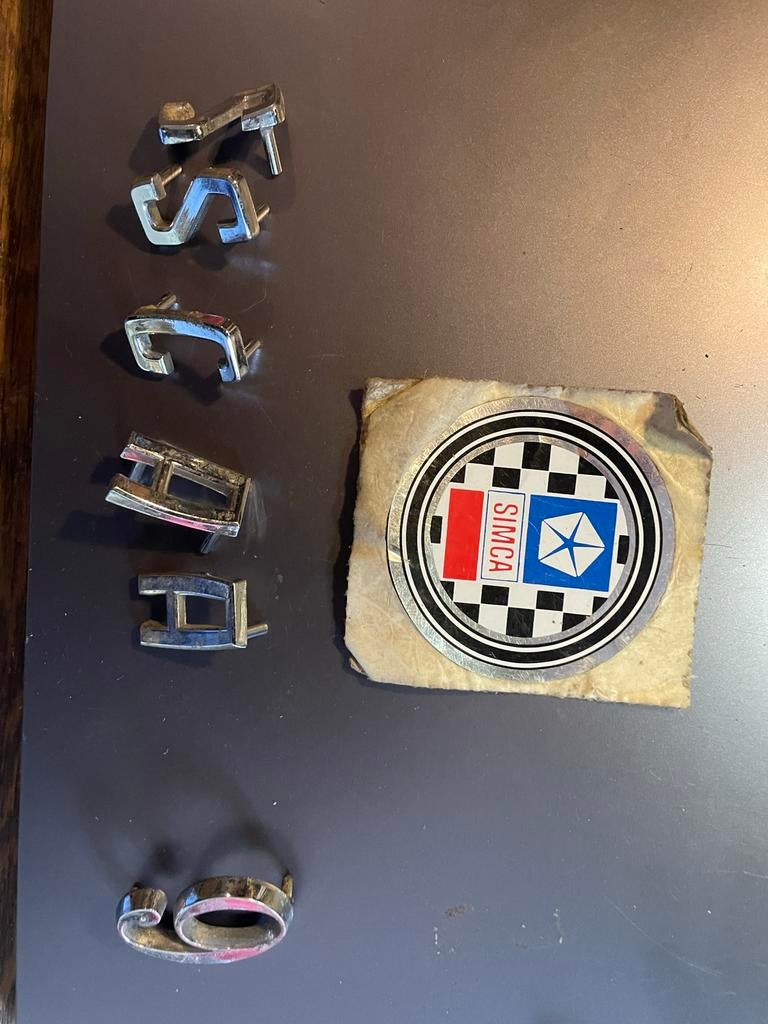 Simca sticker en losse letters en cijfer 9, Auto-onderdelen, Ophalen of Verzenden, Gebruikt, Overige automerken