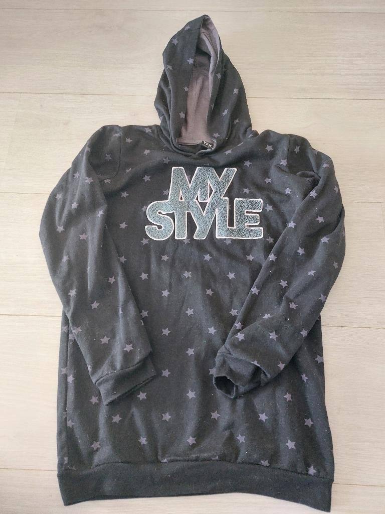 Y.F.K. - Grijze Sweater - Maat 158-164, Jongen of Meisje, Ophalen of Verzenden, Zo goed als nieuw, Trui of Vest