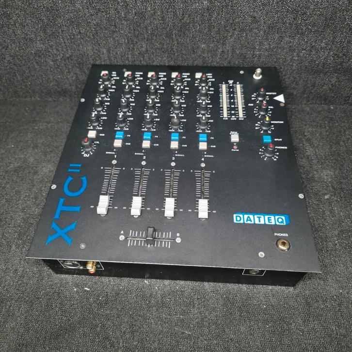 DATEQ  XTC  II     dj mixer / mengpaneel, Audio, Tv en Foto, Luidsprekers, Gebruikt, Overige typen, 120 watt of meer, Overige merken