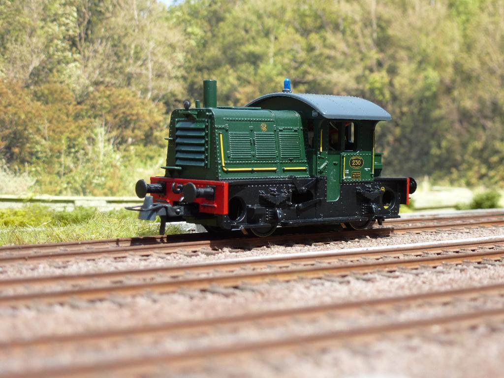 H0 DC Roco NS200/300 (230) Sik digitaal werk. zwaailicht, Hobby en Vrije tijd, Modeltreinen | H0, Nieuw, Ophalen of Verzenden