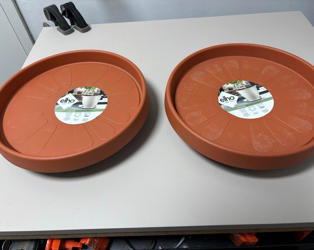 Elho planten trolleys 30 cm (2), Ophalen of Verzenden, Zo goed als nieuw