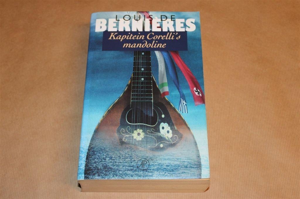 Kapitein Corelli's Mandoline — Bernières — Bestseller, Ophalen of Verzenden, Gelezen