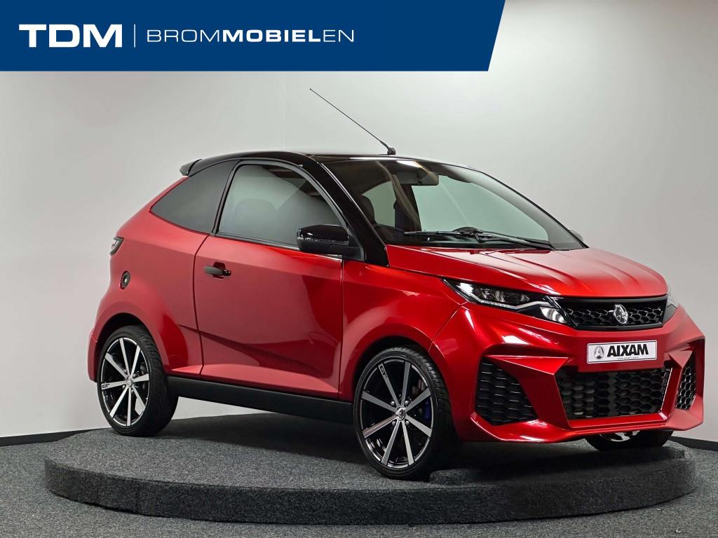 Aixam Coupé GTI | Apple carplay | Kubota (bj 2025), 56 route de Pugny
BP 70112  Aix-les-Bains, FR, Zo goed als nieuw, Aixam@aixam-mega.fr