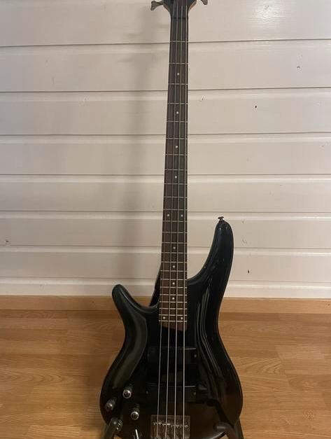 Ibanez SR300L Linkshandige Basgitaar, Muziek en Instrumenten, Snaarinstrumenten | Gitaren | Bas, Gebruikt, Elektrisch, Ophalen