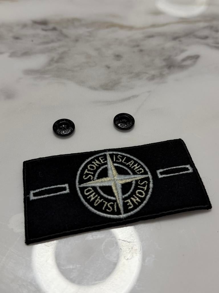 Stone island special edition badge, Ophalen of Verzenden, Nieuw, Merk, Button