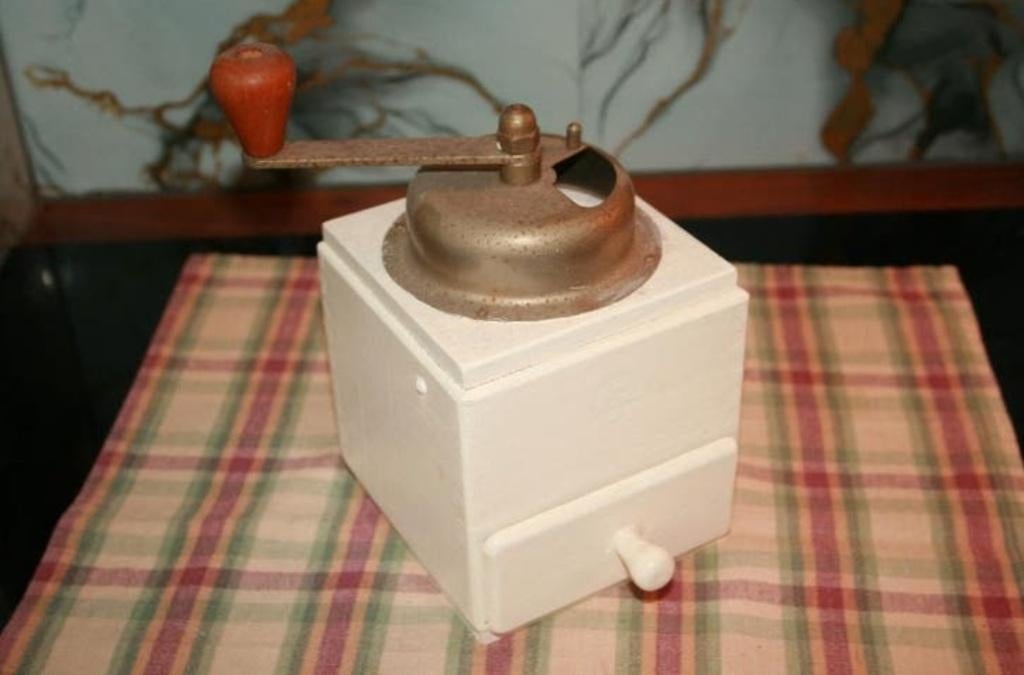 Vintage Koffiemolen, Ophalen of Verzenden