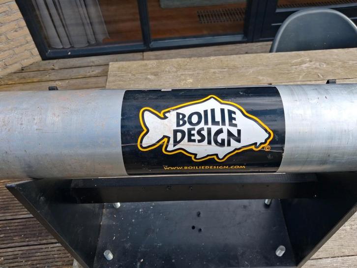 Boiliedesign deegspuit op luchtdruk met standaard (4kg), Watersport en Boten, Hengelsport | Karpervissen, Ophalen of Verzenden