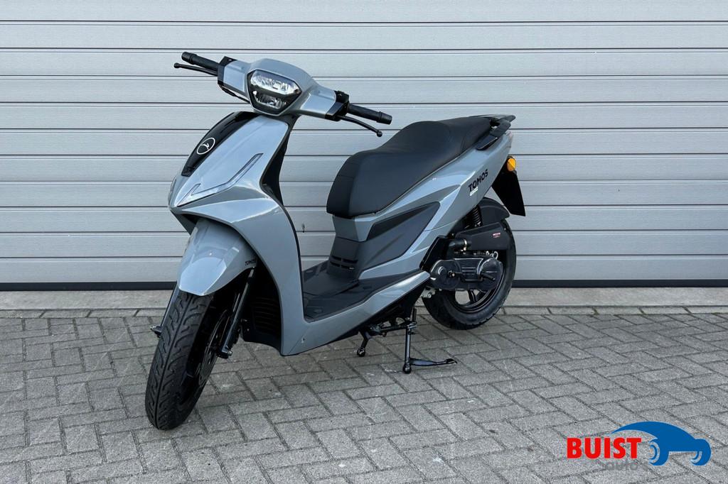 Tomos BROMSCOOTER GS 02 NIEUWE SCOOTER! NARDO GREY!, Fietsen en Brommers, Gebruikt, Overige modellen, 49 cc, 1 versnellingen