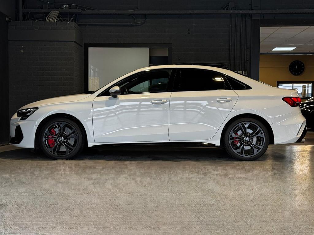 Audi A3 Limousine 2.0 TFSI S3 quattro |Pano |Akrapovic |SONO, Auto's, Audi, Automaat, 12 maanden, Gebruikt, 4 cilinders