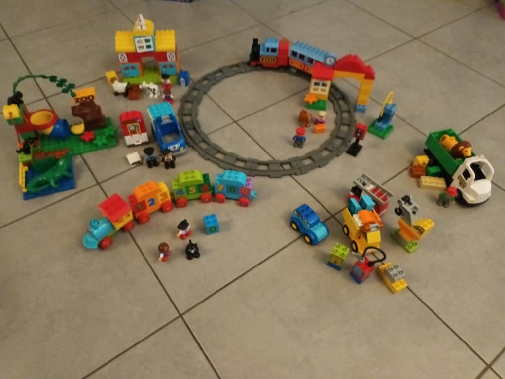 Duplo pakket compleet, Kinderen en Baby's, Speelgoed | Duplo en Lego, Ophalen of Verzenden, Zo goed als nieuw, Duplo