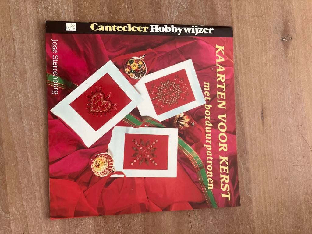 Kaarten voor Kerst met borduurpatronen, Hobby en Vrije tijd, Ophalen of Verzenden, Zo goed als nieuw, Kerst, Overige typen