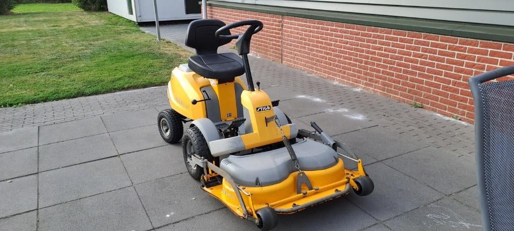 Stiga Villa HST12 Frontmaaier, Ophalen, Gebruikt, STIGA, Mulchfunctie