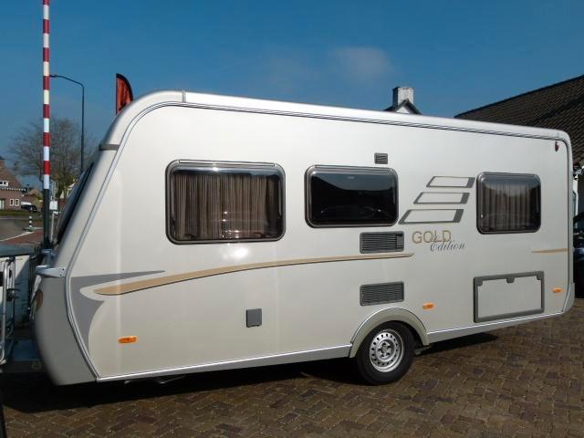 Eriba Nova 465 Gold Edition, ZEER LUXE EN VOLLEDIG UITGERUST, Caravans en Kamperen, Caravans, Particulier, tot en met 4, 1000 - 1250 kg