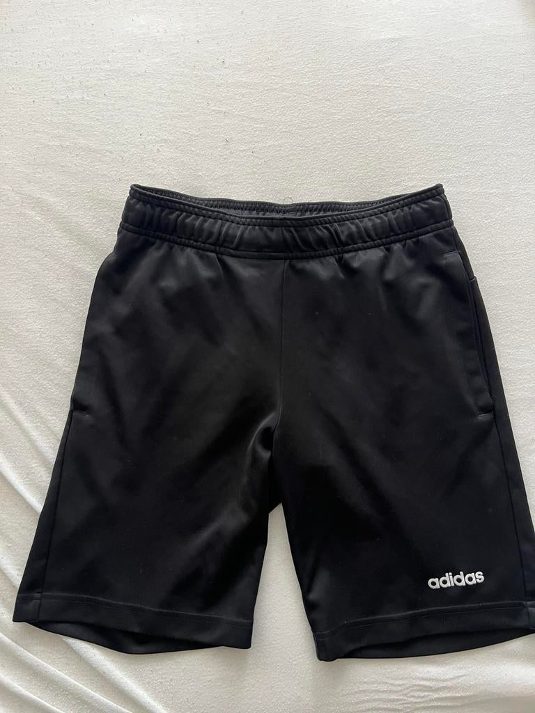 Adidas sportbroek maat 146/152, Ophalen of Verzenden, Zo goed als nieuw, Jongen, Sport- of Zwemkleding