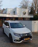 MITSUBISHI OUTLANDER 2.0 INSTYLE+PHEV  203pk 4WD., Automaat, 1998 cc, Outlander, Zwart