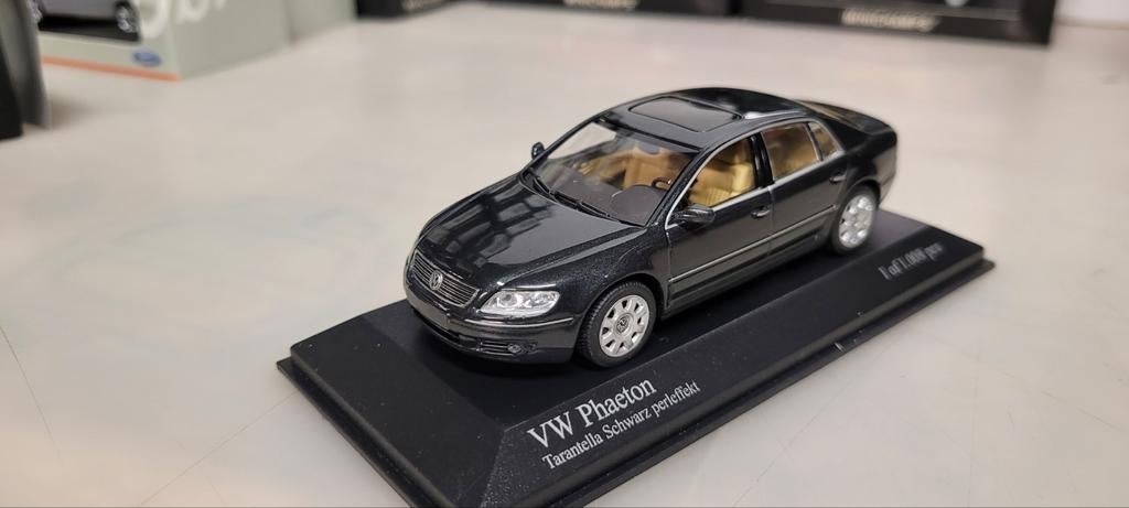 Minichamps 2002 VW Phaeton Black Metallic, Hobby en Vrije tijd, Modelauto's | 1:43, Ophalen of Verzenden, Zo goed als nieuw, Auto