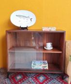 Vintage Engels schoolkastje, kastje met glas schuifdeurtjes, Ophalen, Gebruikt, Glas, Vintage