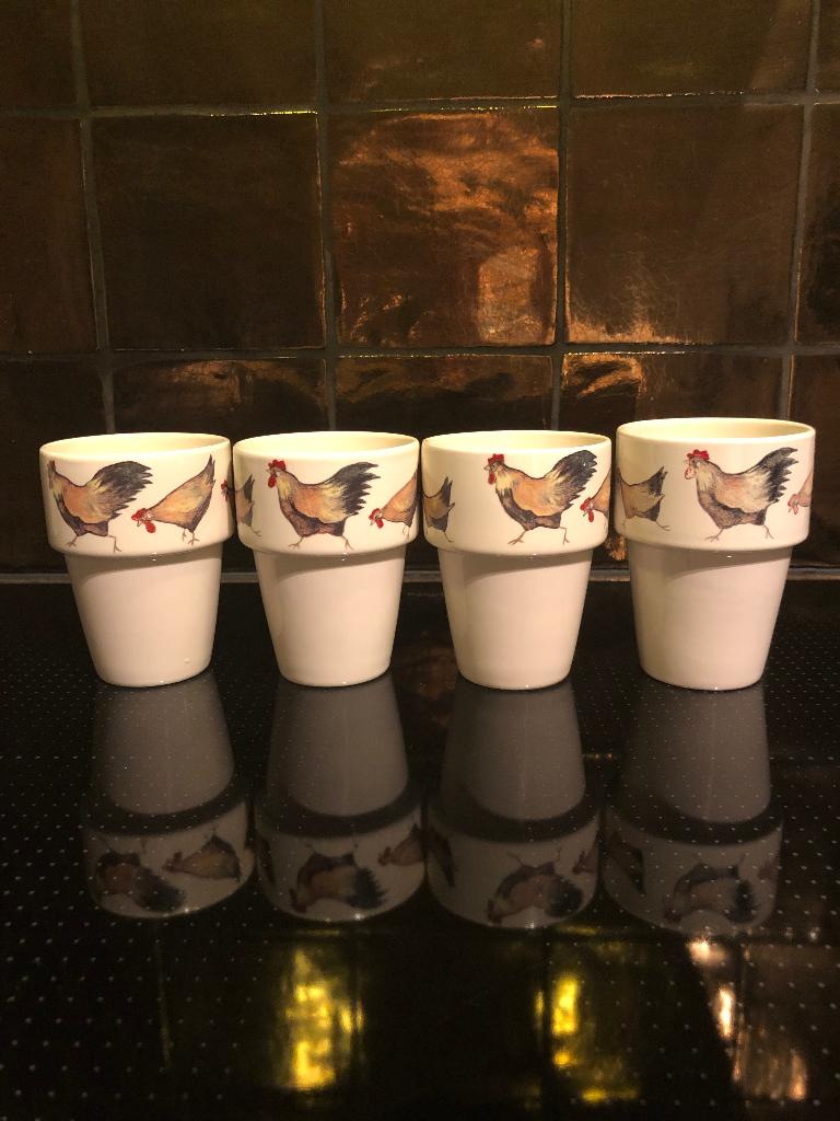 4 mokken Jet ter Steege, Huis en Inrichting, Keuken | Servies, Ophalen of Verzenden, Zo goed als nieuw, Overige stijlen, Kop(pen) en/of Schotel(s)